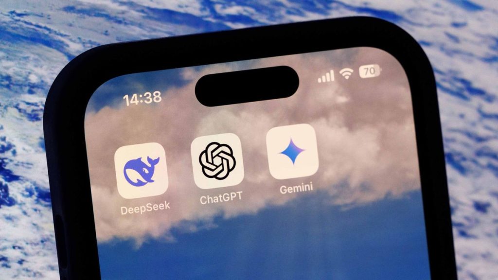 cAf3rhH9oMZ6RSH4QNnokT 1200 80 مقایسه عملی DeepSeek AI و ChatGPT : ویژگی ها مزایا معایب فروردین 1405 1